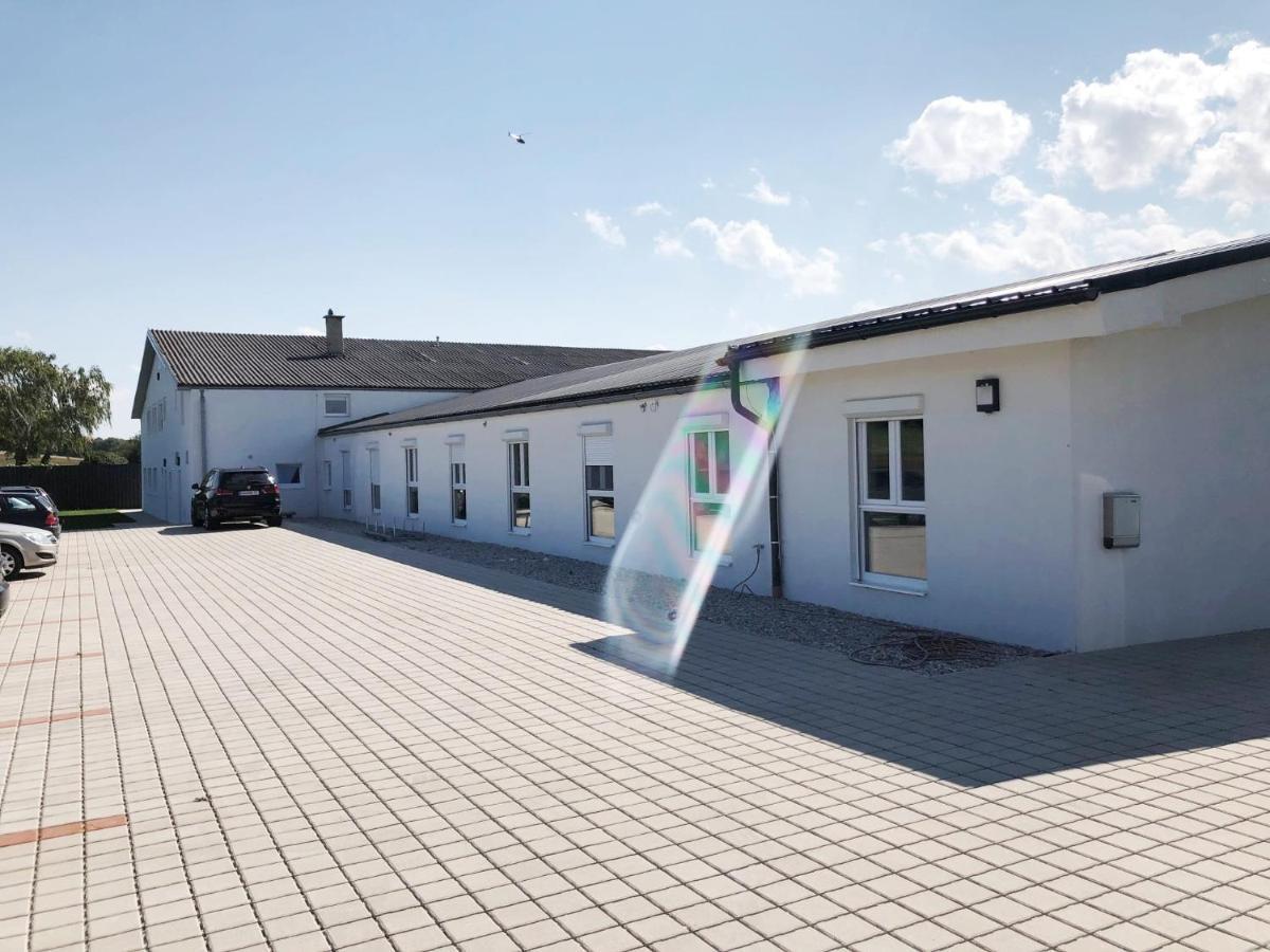 Gaestezimmer Oedenburgerstrasse Pottsching 외부 사진
